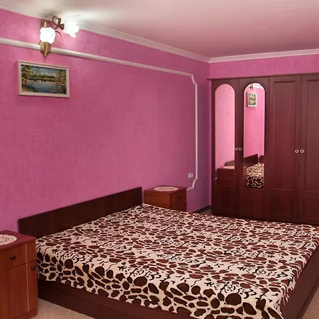 Отель At John's *